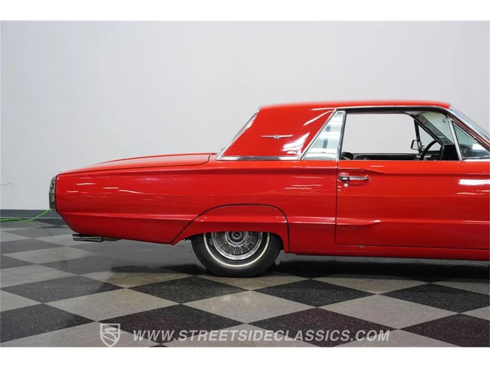 1964 Ford Thunderbird 4th Gen - Image 27 of 31