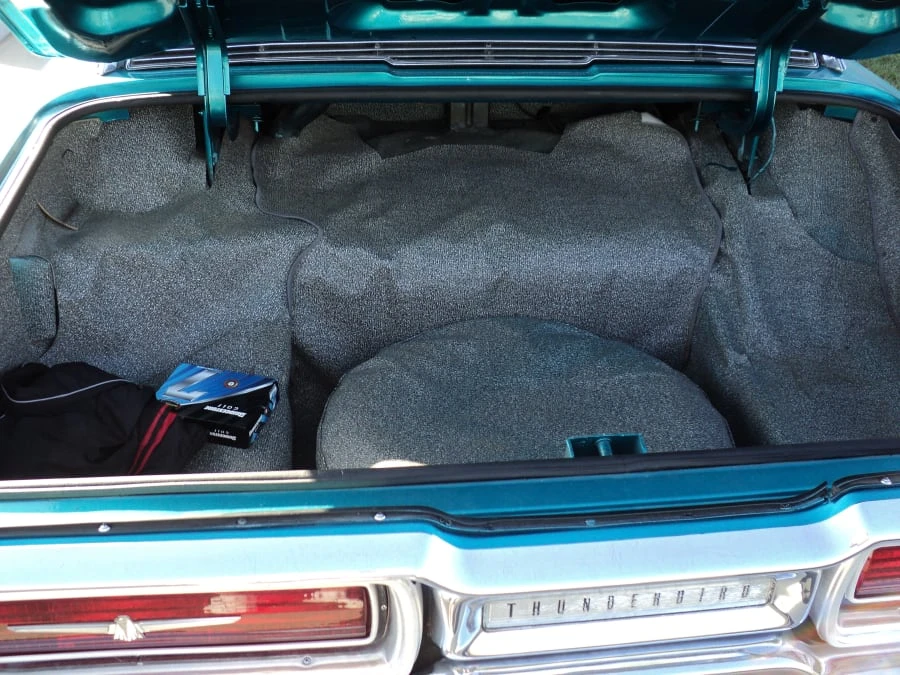 1964 Ford Thunderbird 4th Gen - Image 7 of 11