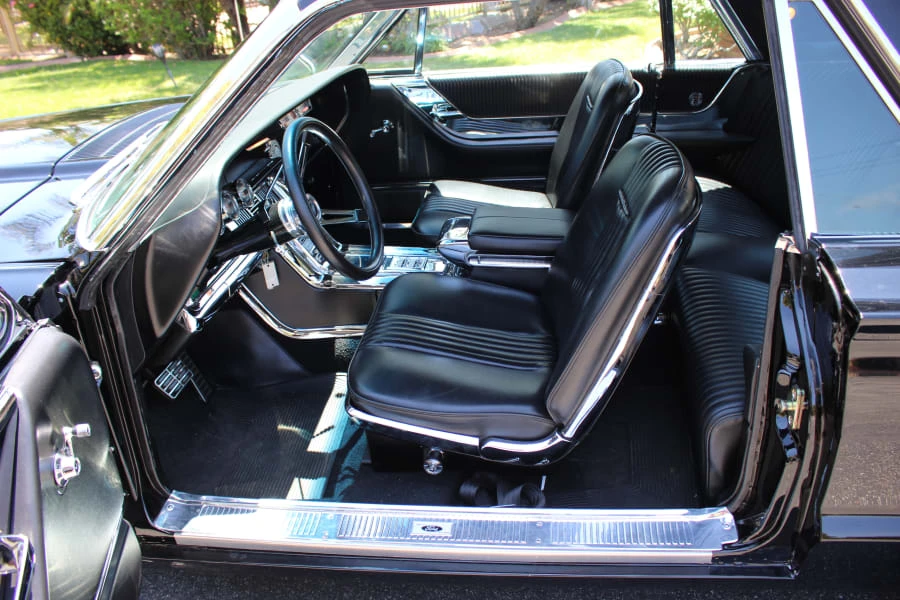1964 Ford Thunderbird 4th Gen - Image 5 of 9