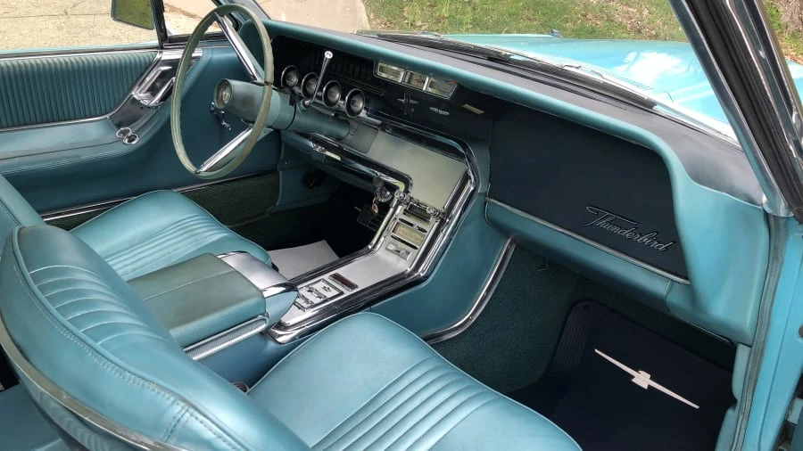 1964 Ford Thunderbird 4th Gen - Image 4 of 10