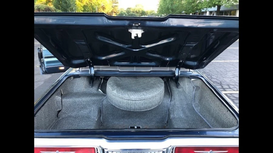 1964 Ford Thunderbird 4th Gen - Image 10 of 12