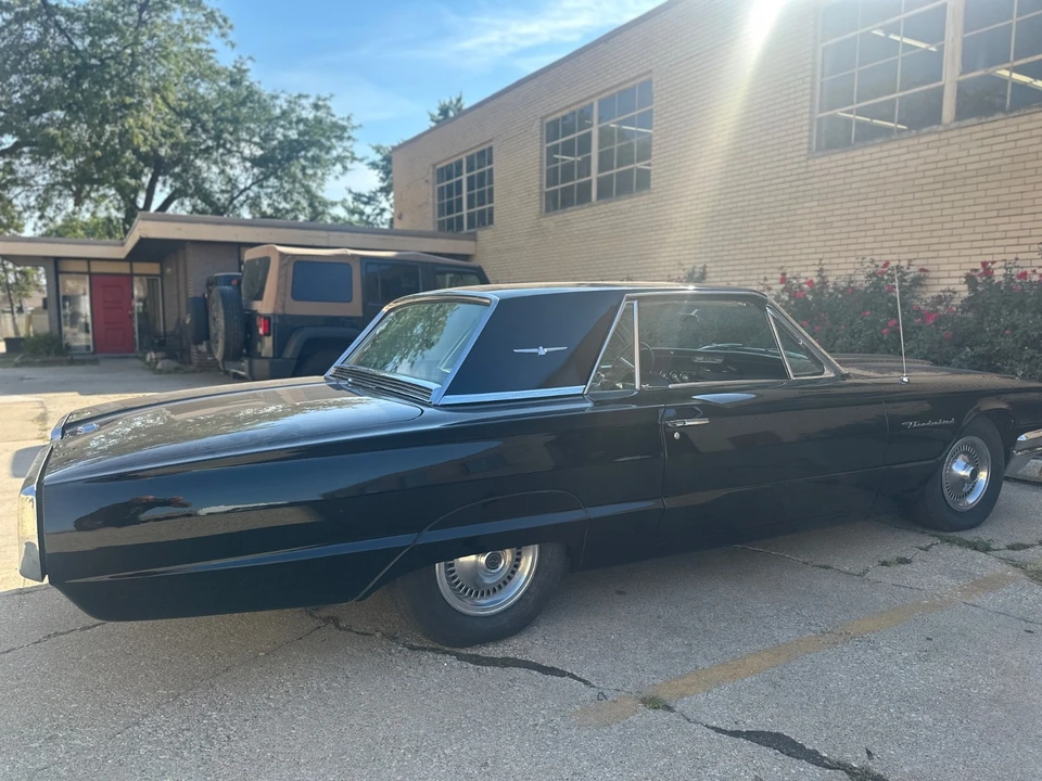 1964 Ford Thunderbird 4th Gen - Image 15 of 21