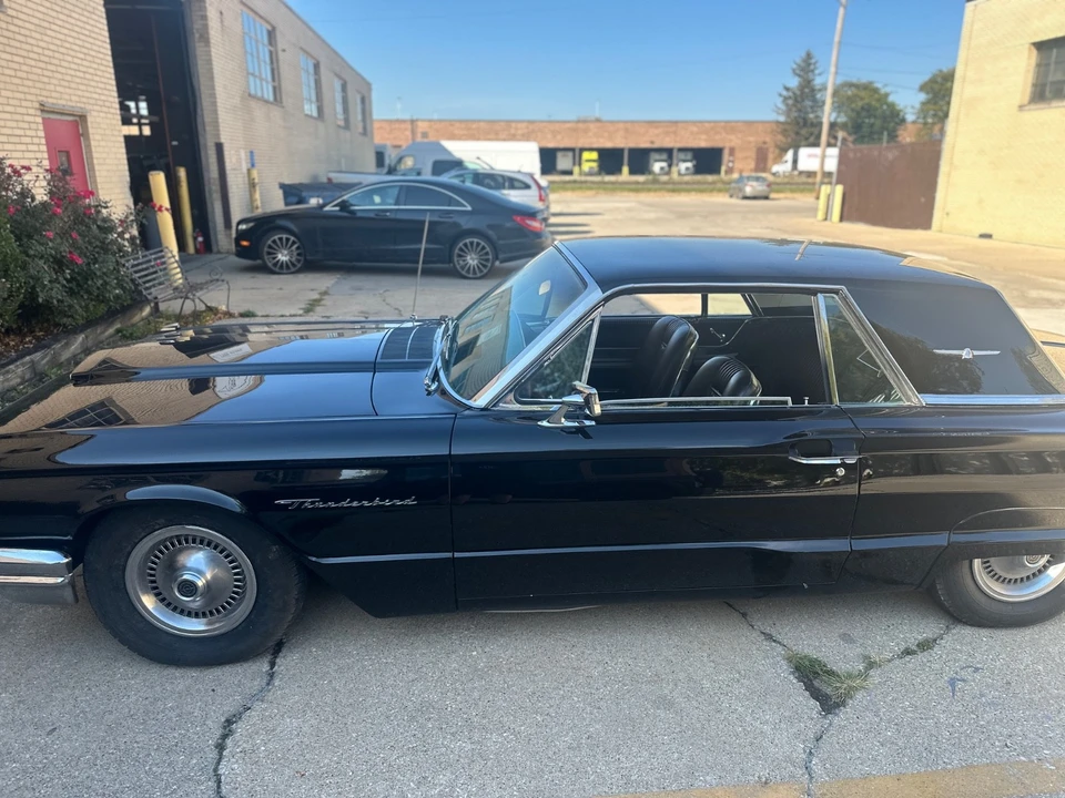 1964 Ford Thunderbird 4th Gen - Image 11 of 21