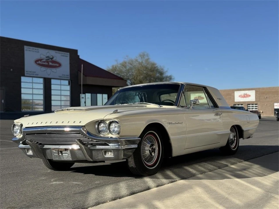 1964 Ford Thunderbird 4th Gen - Image 8 of 18