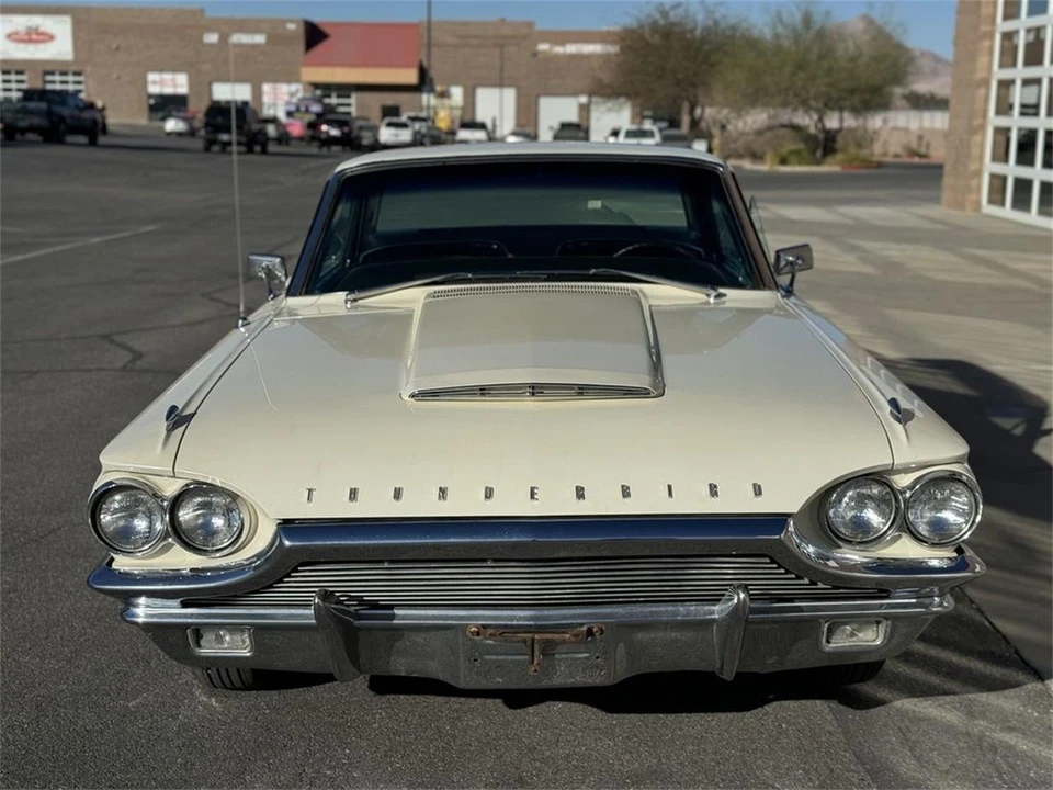 1964 Ford Thunderbird 4th Gen - Image 10 of 18
