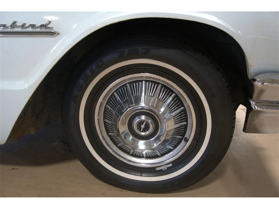 1964 Ford Thunderbird 4th Gen - Image 29 of 31