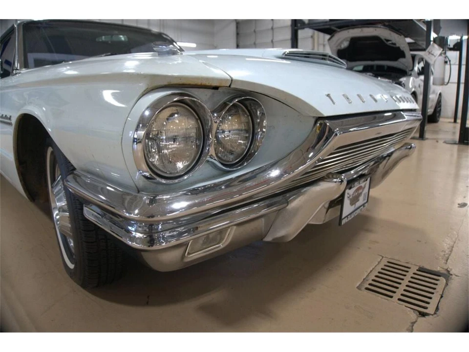 1964 Ford Thunderbird 4th Gen - Image 9 of 31