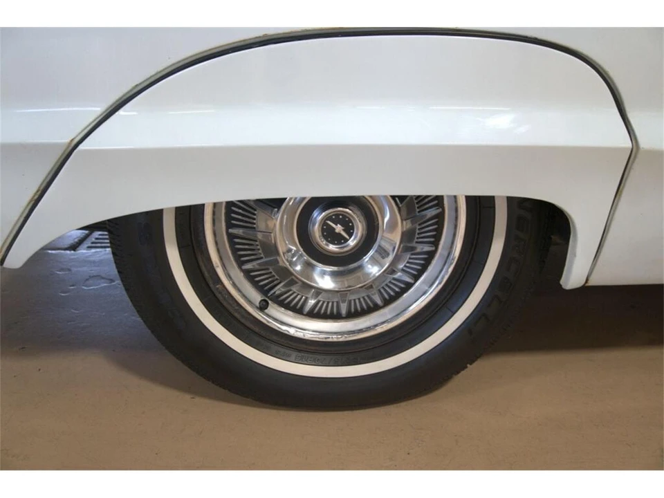 1964 Ford Thunderbird 4th Gen - Image 30 of 31