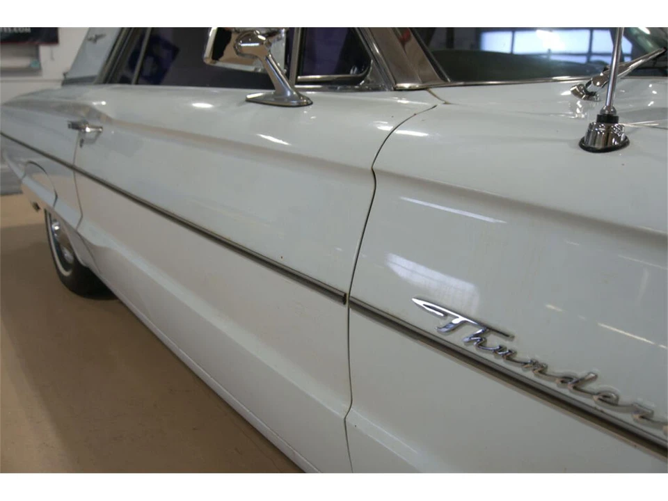 1964 Ford Thunderbird 4th Gen - Image 27 of 31