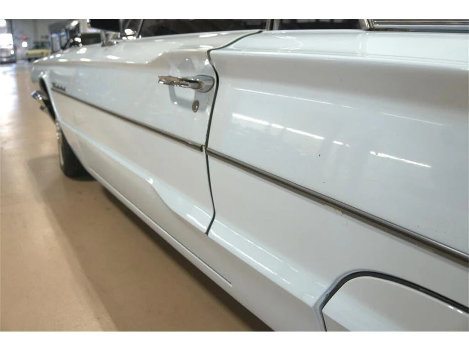 1964 Ford Thunderbird 4th Gen - Image 17 of 31