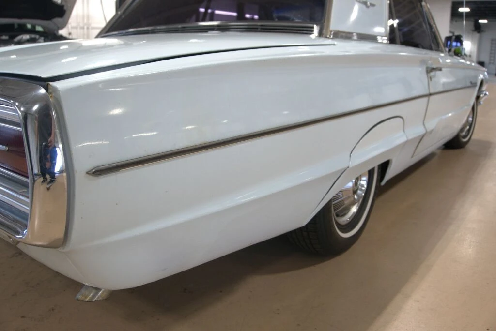 1964 Ford Thunderbird 4th Gen - Image 23 of 31