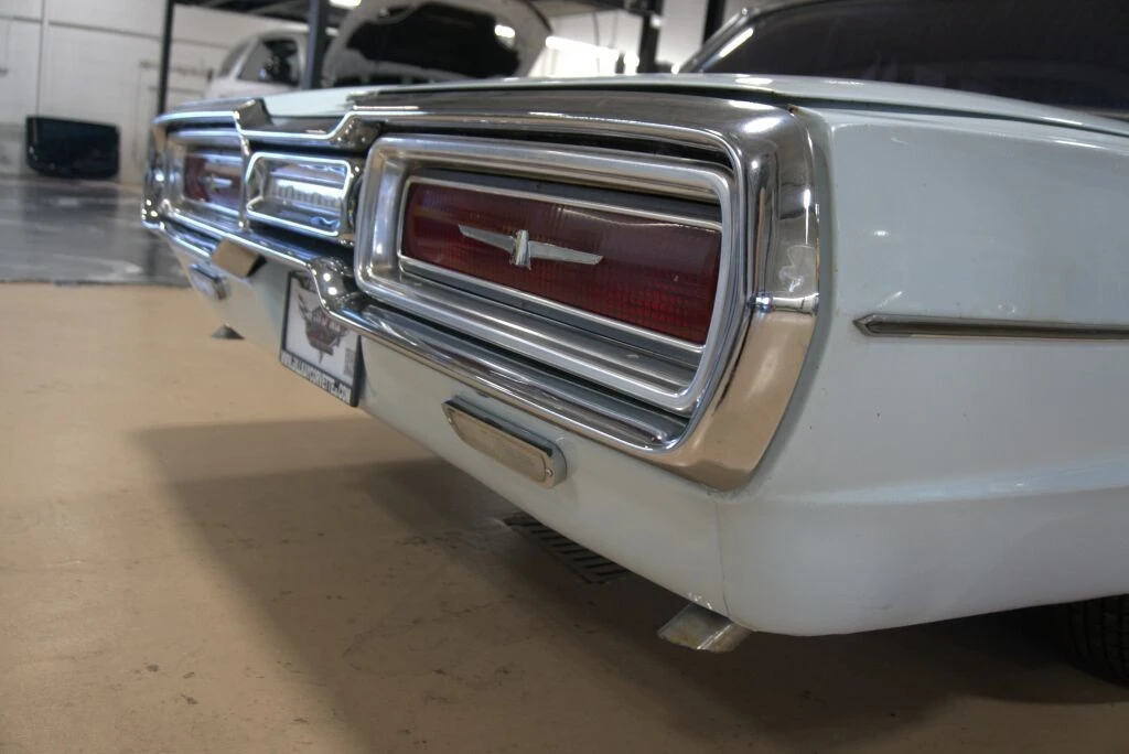 1964 Ford Thunderbird 4th Gen - Image 22 of 31
