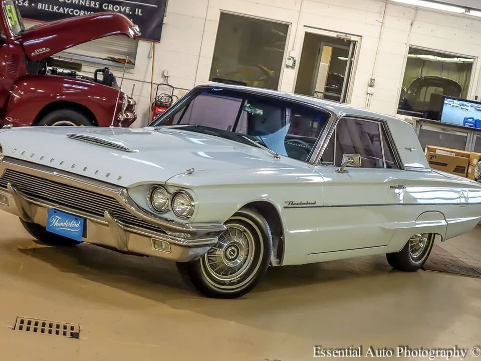 1964 Ford Thunderbird 4th Gen - Image 4 of 12