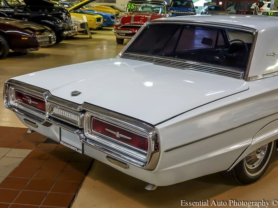 1964 Ford Thunderbird 4th Gen - Image 9 of 12
