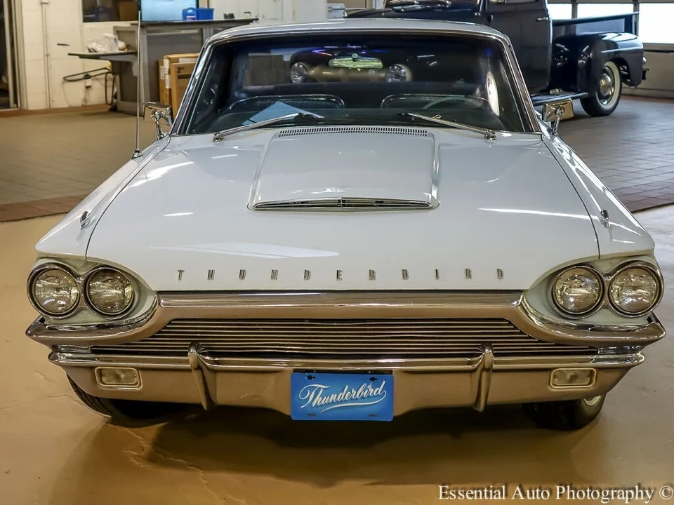 1964 Ford Thunderbird 4th Gen - Image 5 of 12