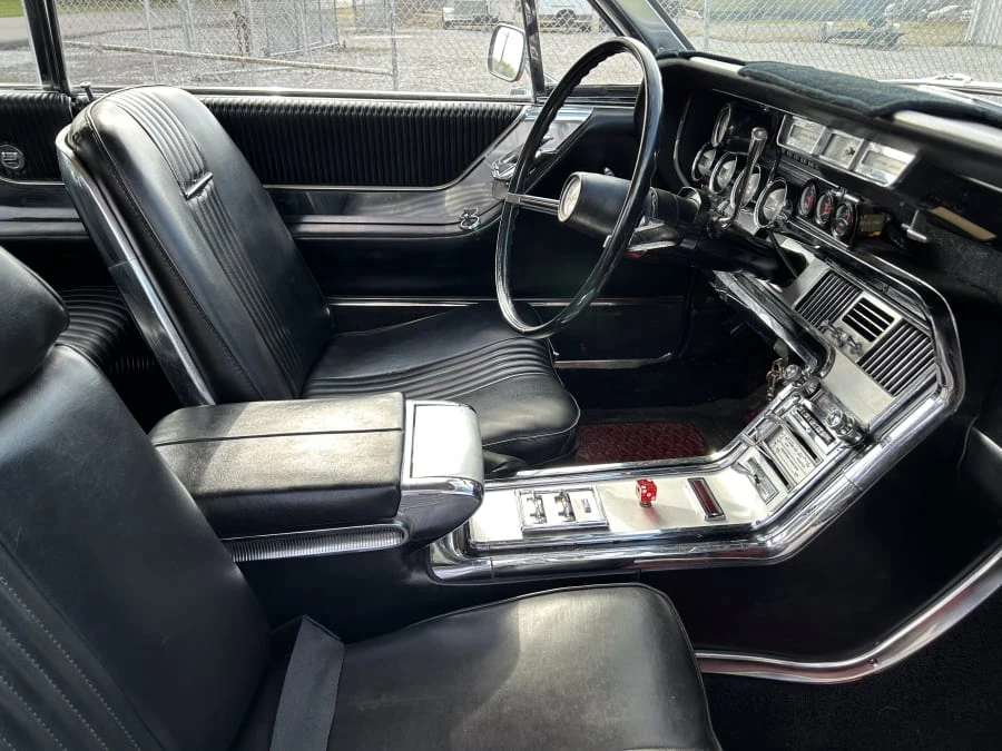 1964 Ford Thunderbird 4th Gen - Image 6 of 8