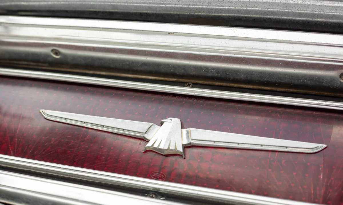 1964 Ford Thunderbird 4th Gen - Image 27 of 31