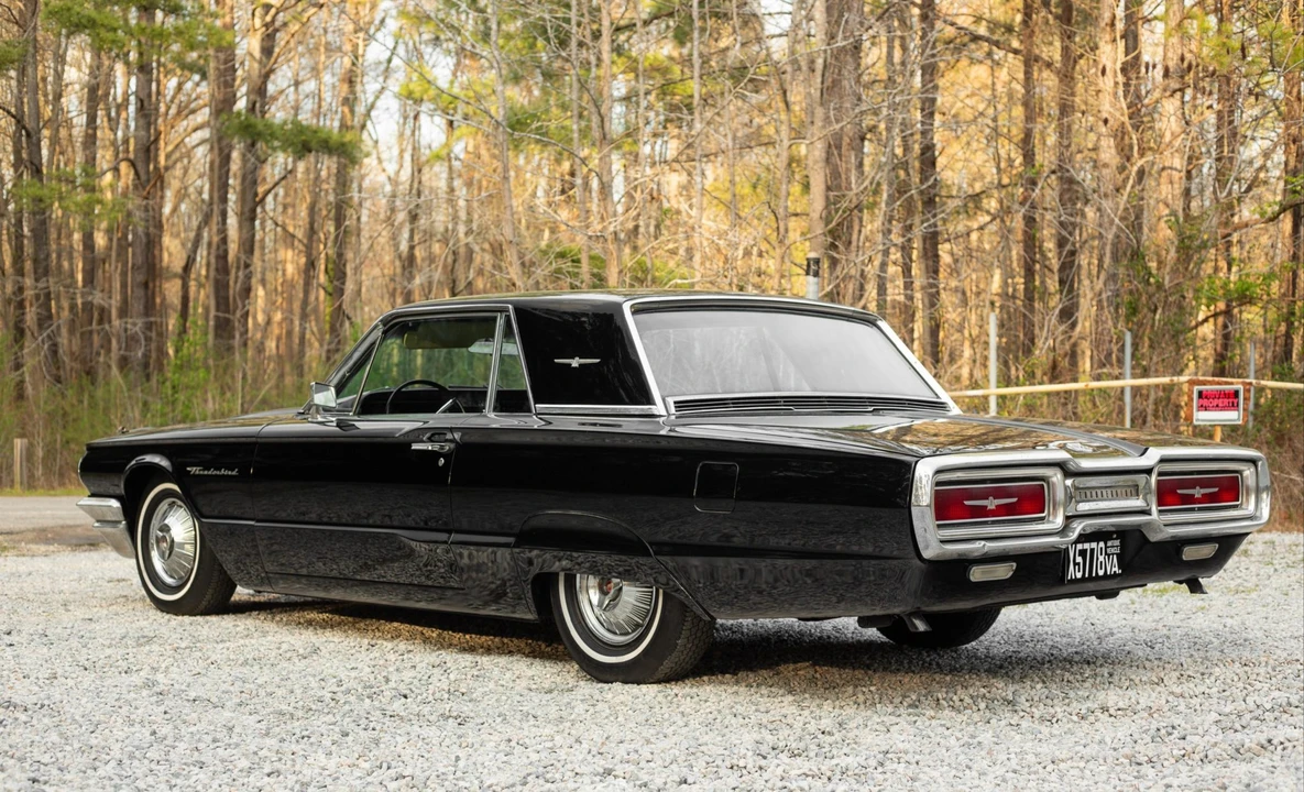 1964 Ford Thunderbird 4th Gen - Image 11 of 31