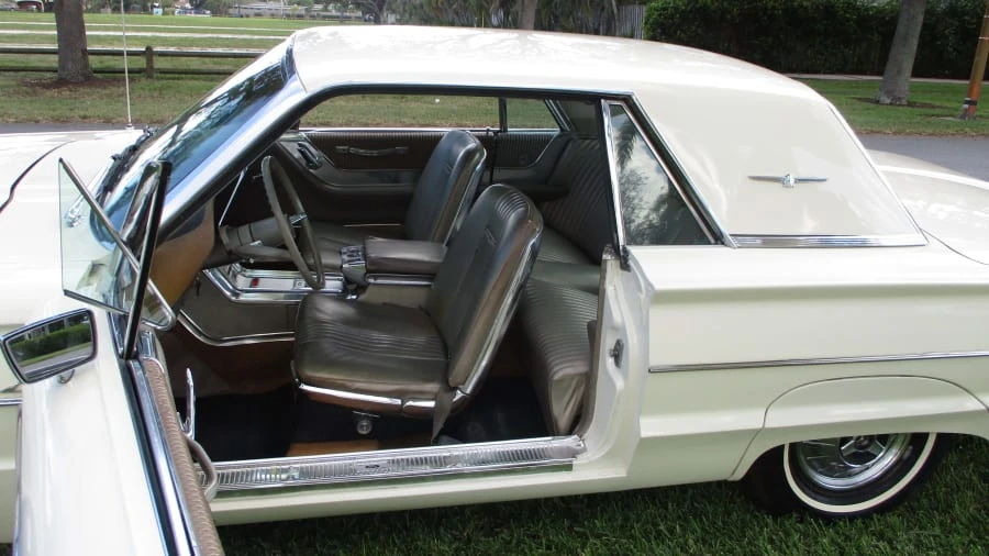 1964 Ford Thunderbird 4th Gen - Image 4 of 10