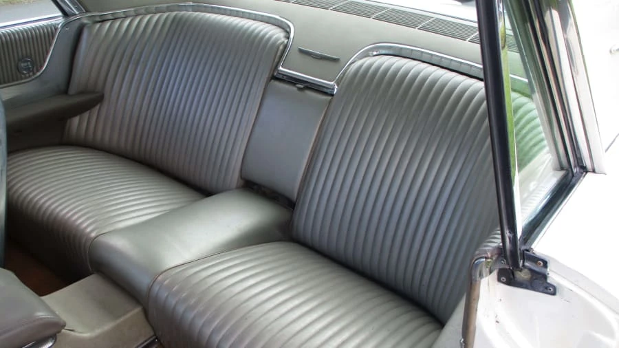 1964 Ford Thunderbird 4th Gen - Image 6 of 10