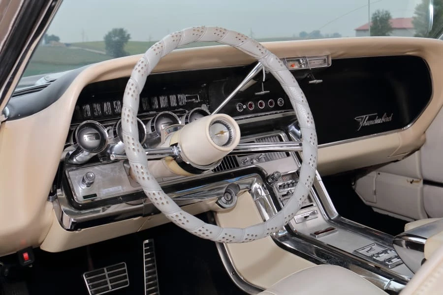 1964 Ford Thunderbird 4th Gen - Image 23 of 27