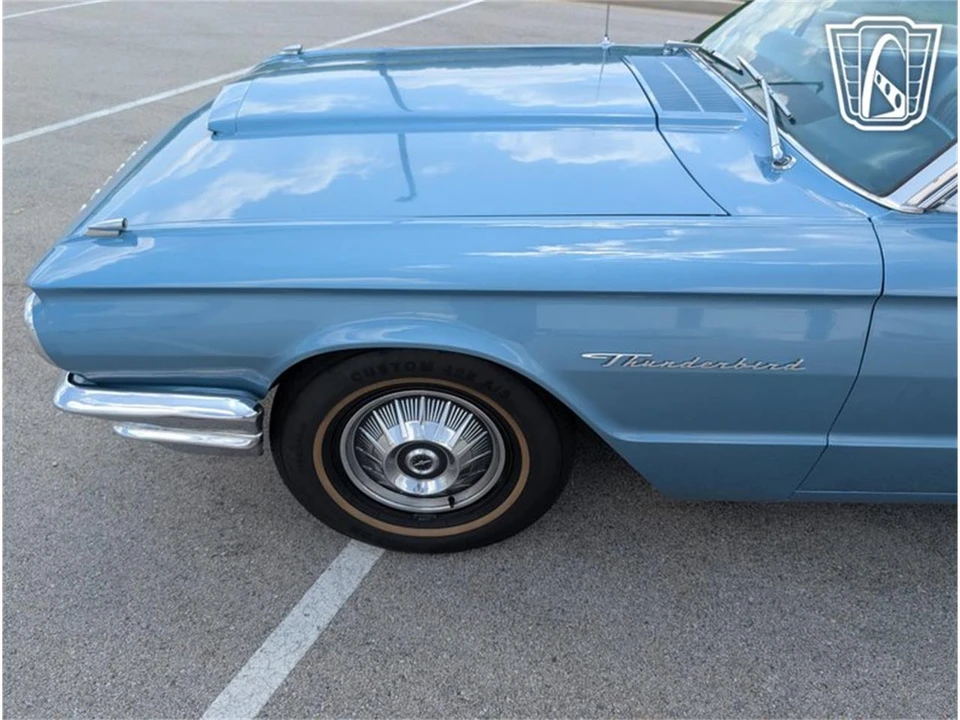 1964 Ford Thunderbird 4th Gen - Image 27 of 31