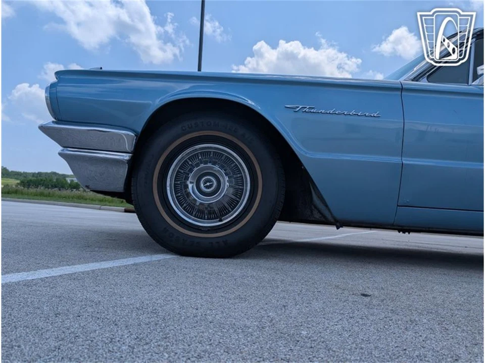 1964 Ford Thunderbird 4th Gen - Image 29 of 31