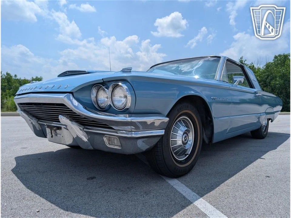 1964 Ford Thunderbird 4th Gen - Image 4 of 31