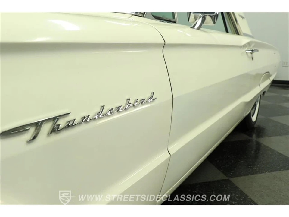 1964 Ford Thunderbird 4th Gen - Image 22 of 31