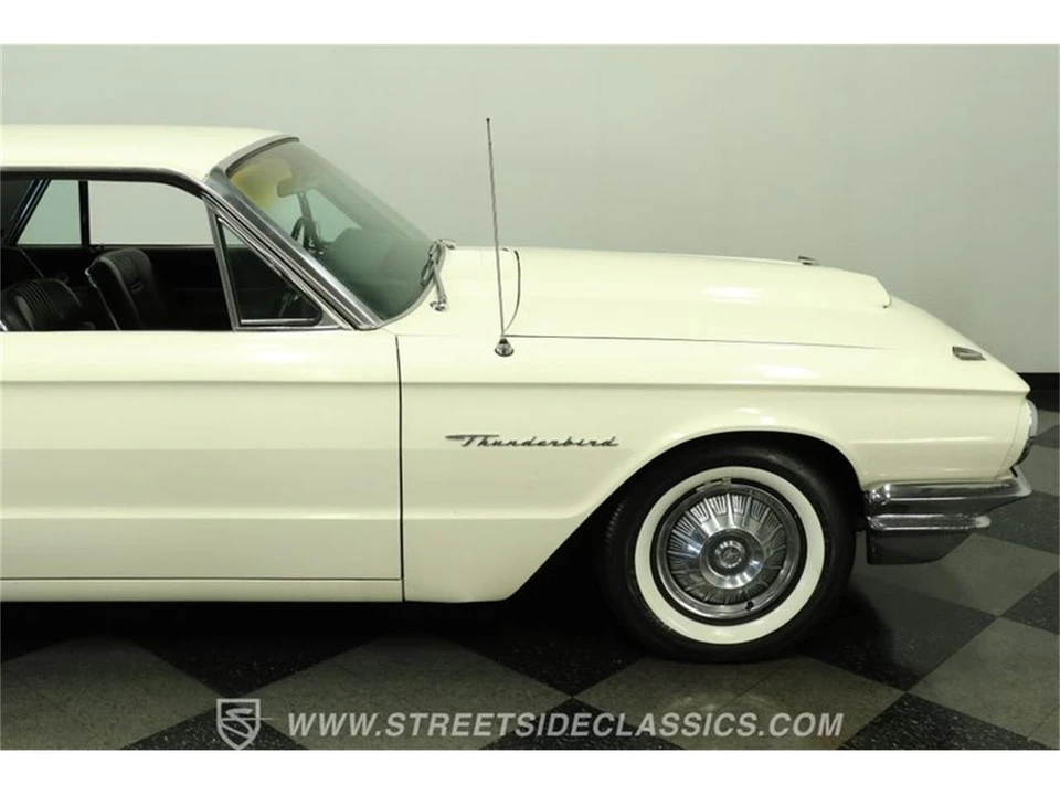 1964 Ford Thunderbird 4th Gen - Image 29 of 31