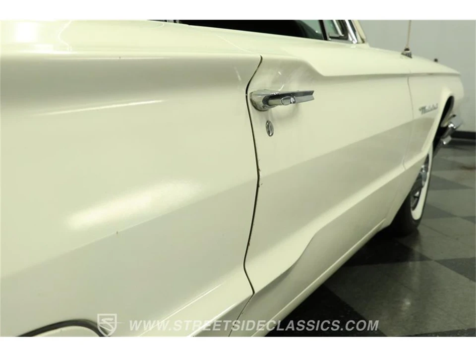 1964 Ford Thunderbird 4th Gen - Image 27 of 31