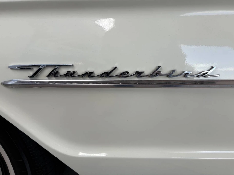 1964 Ford Thunderbird 4th Gen - Image 25 of 31