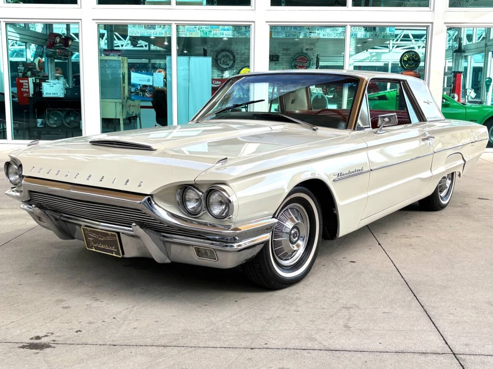 1964 Ford Thunderbird 4th Gen - Image 14 of 31