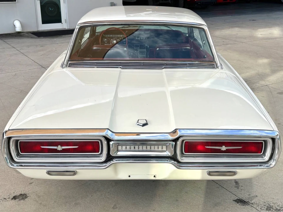1964 Ford Thunderbird 4th Gen - Image 11 of 31
