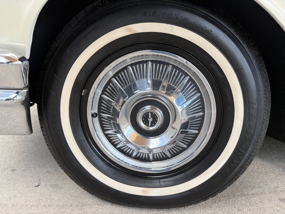 1964 Ford Thunderbird 4th Gen - Image 24 of 31