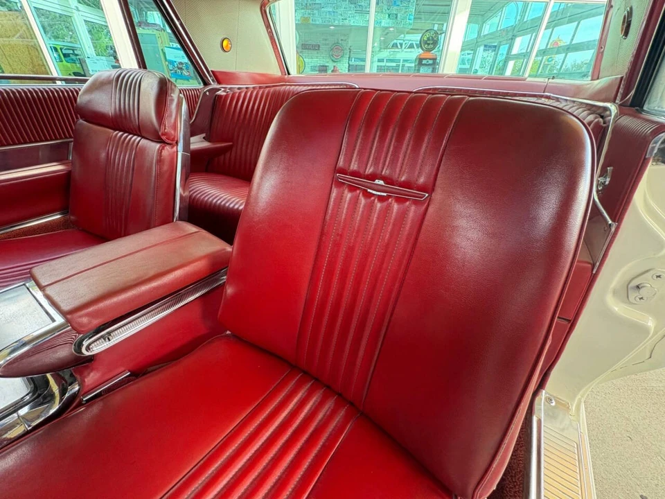 1964 Ford Thunderbird 4th Gen - Image 29 of 31