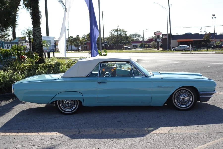 1964 Ford Thunderbird 4th Gen - Image 2 of 8