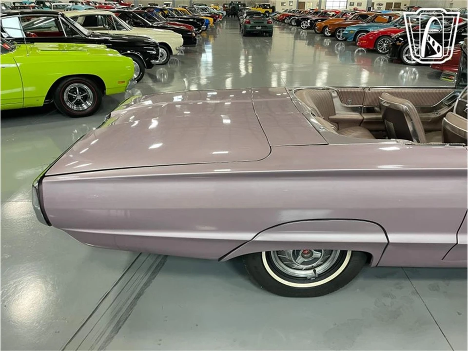 1964 Ford Thunderbird 4th Gen - Image 28 of 31