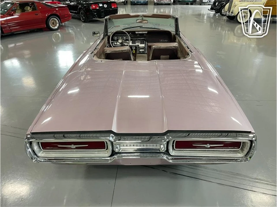 1964 Ford Thunderbird 4th Gen - Image 24 of 31
