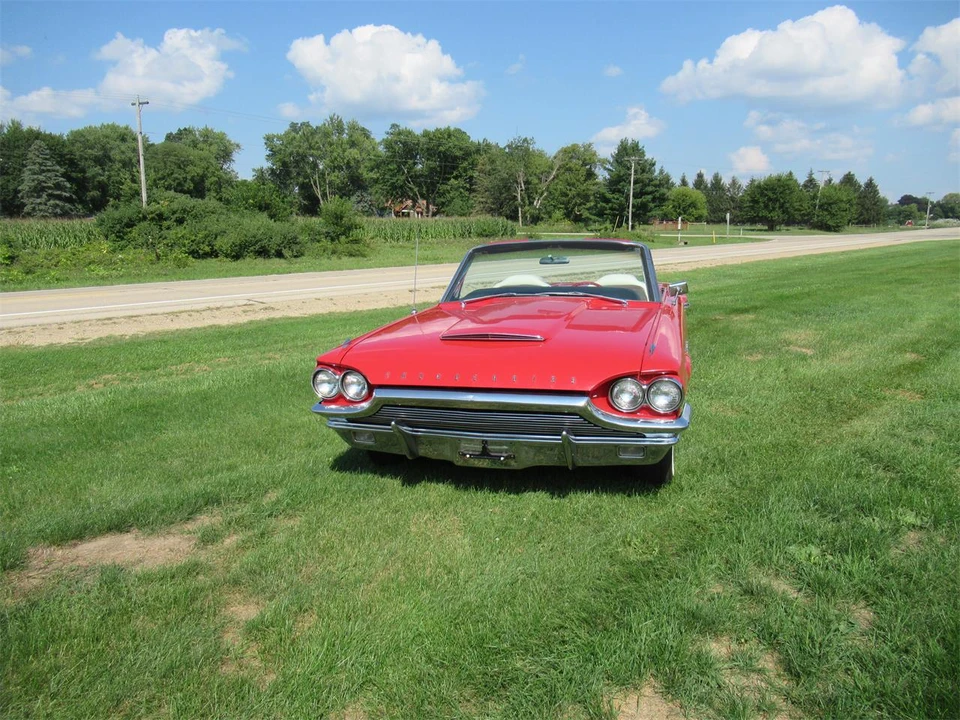 1964 Ford Thunderbird 4th Gen - Image 8 of 25