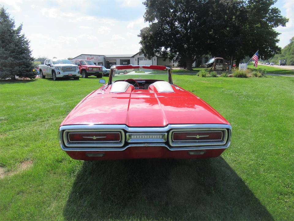 1964 Ford Thunderbird 4th Gen - Image 10 of 25