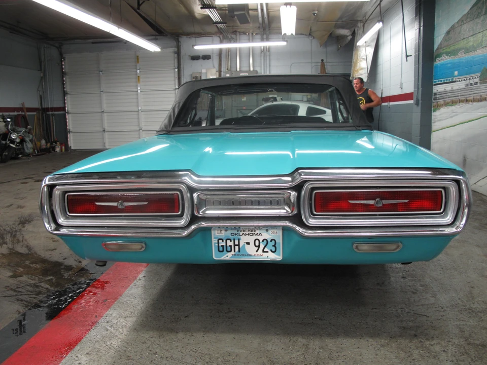 1964 Ford Thunderbird 4th Gen - Image 15 of 31