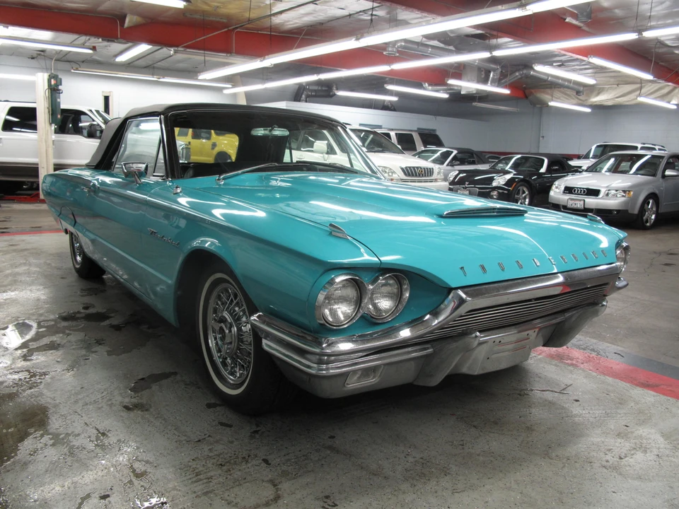1964 Ford Thunderbird 4th Gen - Image 18 of 31