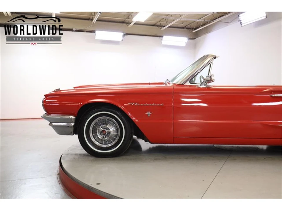 1964 Ford Thunderbird 4th Gen - Image 11 of 31