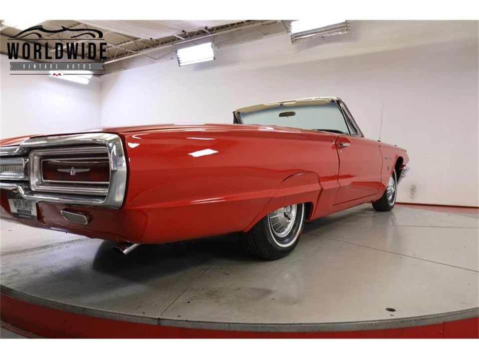 1964 Ford Thunderbird 4th Gen - Image 24 of 31