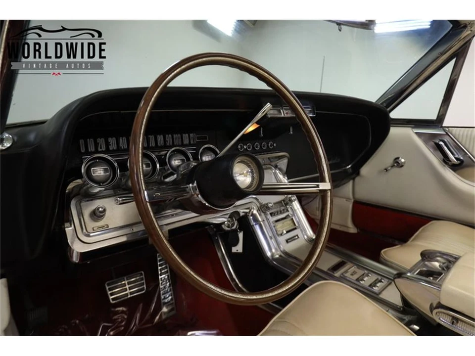 1964 Ford Thunderbird 4th Gen - Image 28 of 31