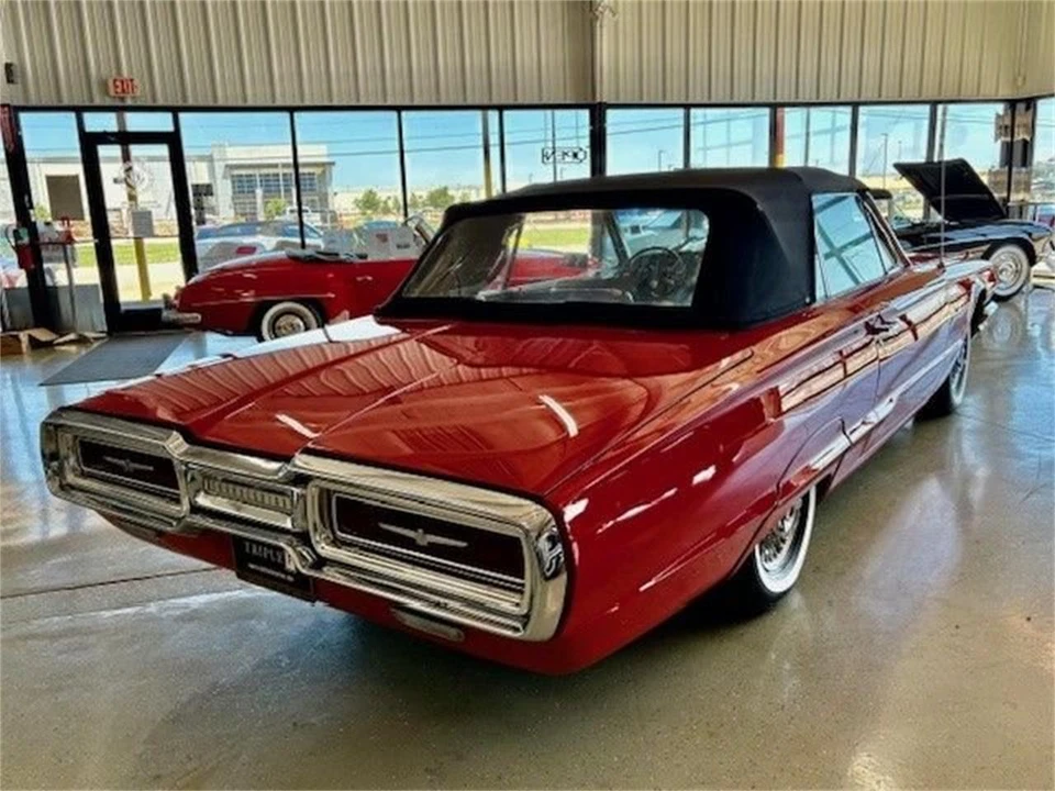 1964 Ford Thunderbird 4th Gen - Image 22 of 31