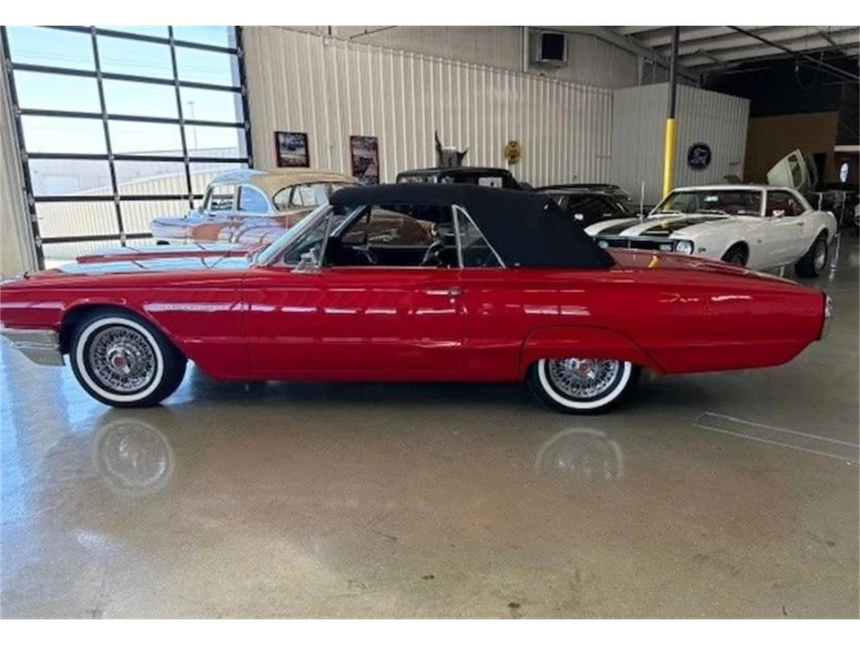 1964 Ford Thunderbird 4th Gen - Image 26 of 31