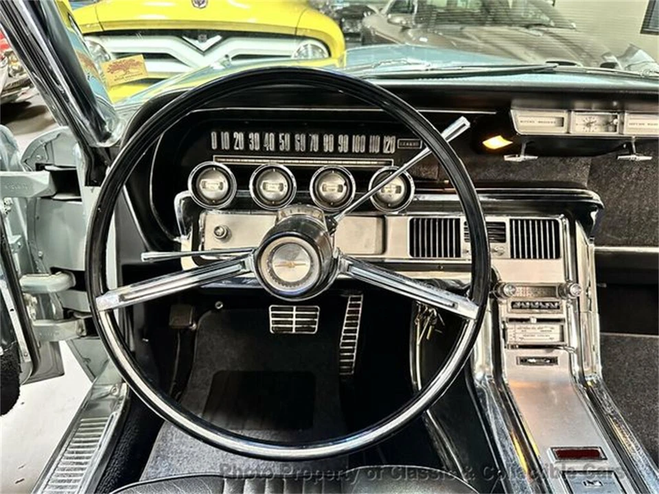 1964 Ford Thunderbird 4th Gen - Image 20 of 24