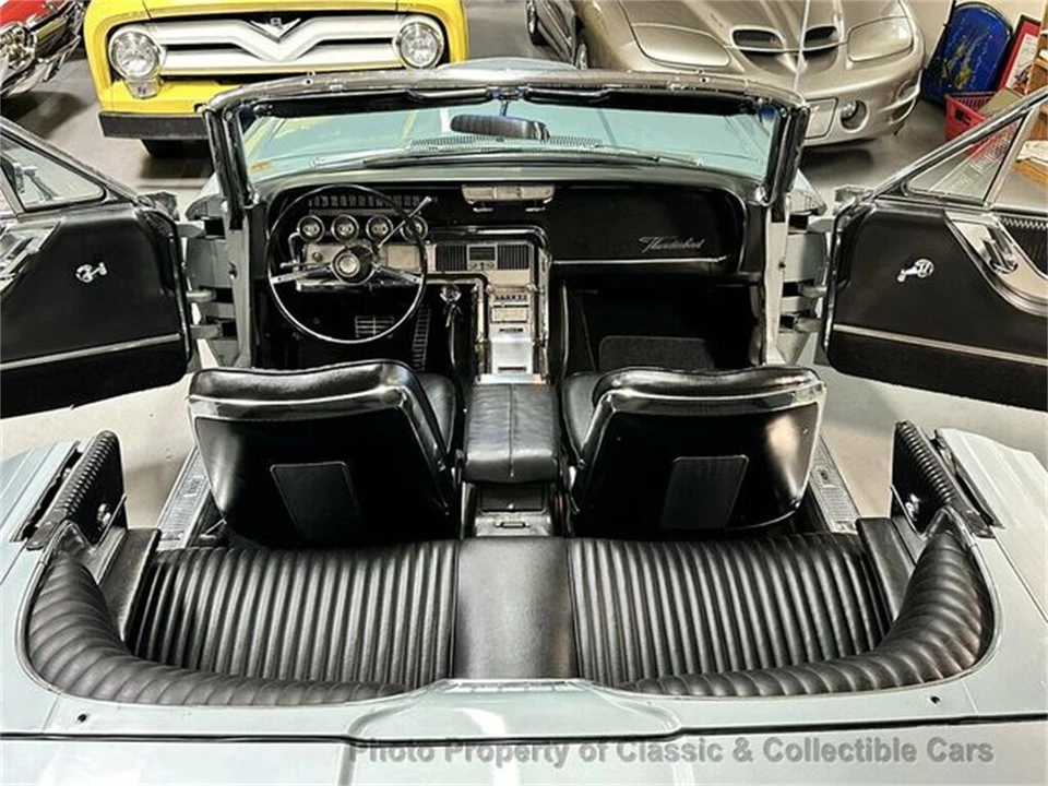 1964 Ford Thunderbird 4th Gen - Image 19 of 24